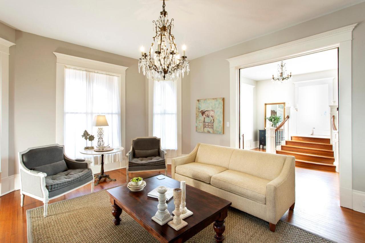 Smithville Katy House Bed And Breakfast מראה חיצוני תמונה