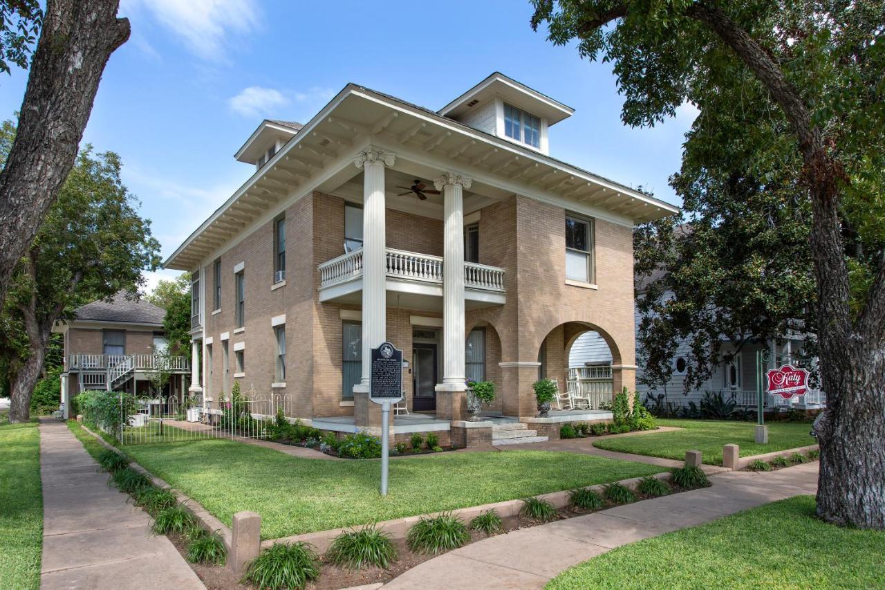 Smithville Katy House Bed And Breakfast מראה חיצוני תמונה
