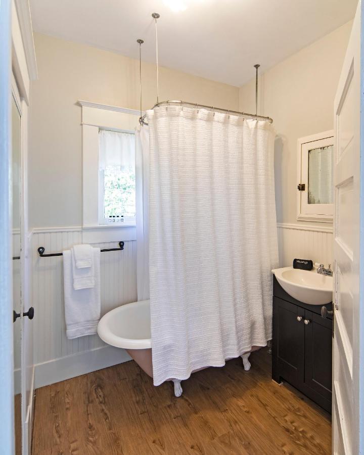 Smithville Katy House Bed And Breakfast מראה חיצוני תמונה