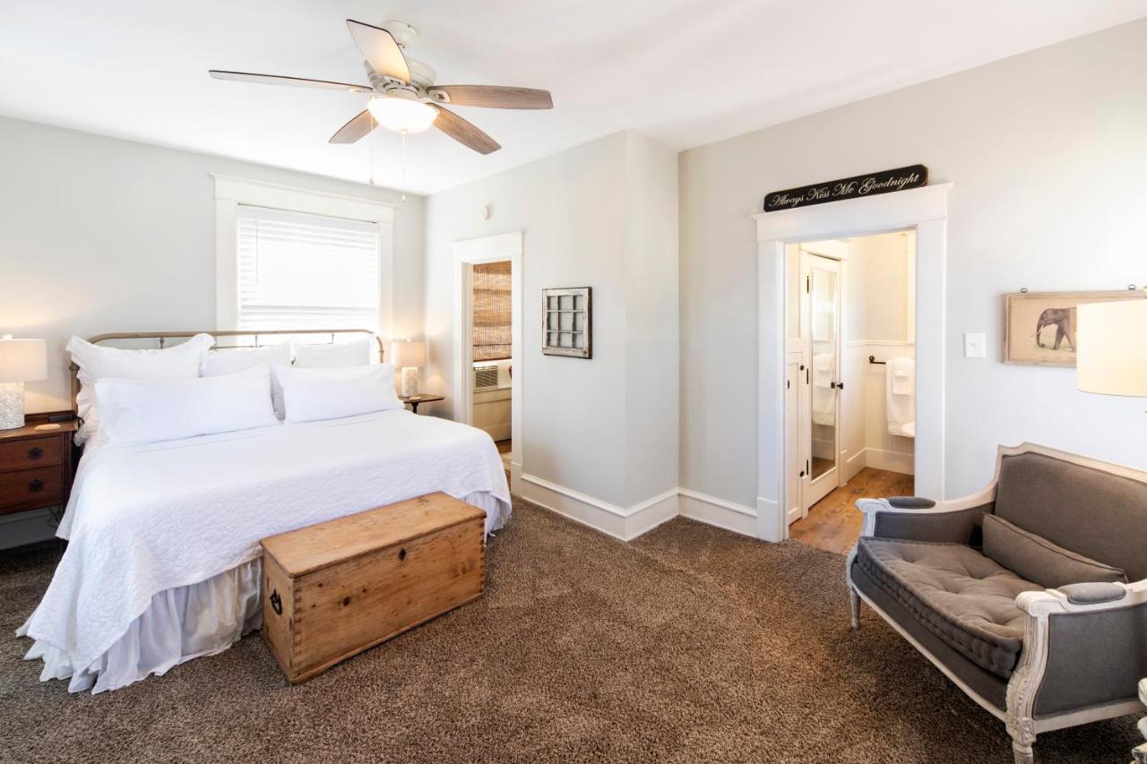Smithville Katy House Bed And Breakfast מראה חיצוני תמונה